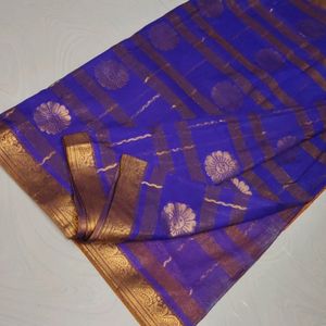 Beautiful Shiny Pattu Saree With Blouse