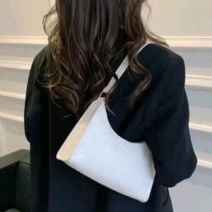 Beautiful White Bag 👍🏻