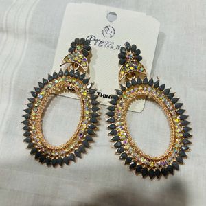 3 Earrings For 250