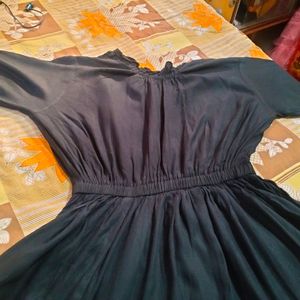 Black Midi Dress 🖤🖤