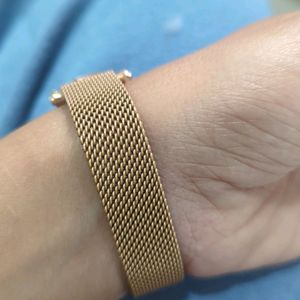 Rose Gold Magnetic Band Watch