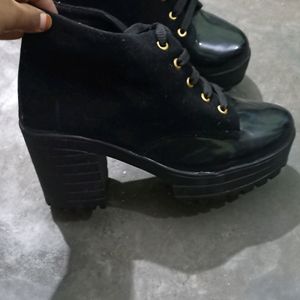 Black Winter  Boots