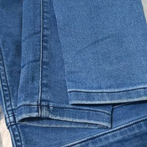 Blue Jeans With Elastic Waist For Women