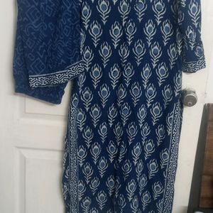 Klosia Kurti Set