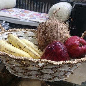 Hamper/Fruit Basket