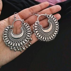 New Combo of 2 Earrings