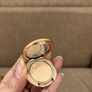 Charlotte Tilbury Flawless Finish Compact