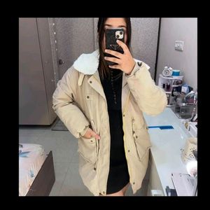 Women's puffer jacket