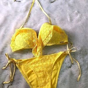 Yellow Padded Frills Schiffli Bikini Set 👙