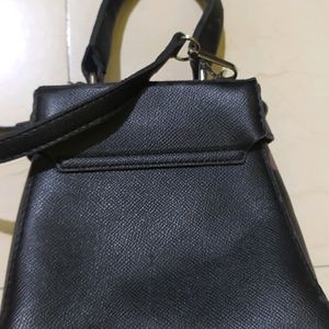 Trendy Sling Bag