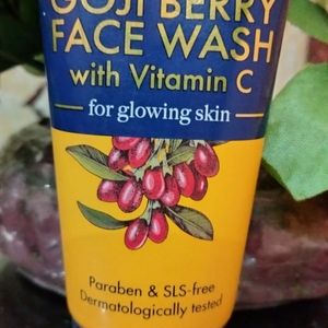 Goji Berry Face Wash With Vitamin C