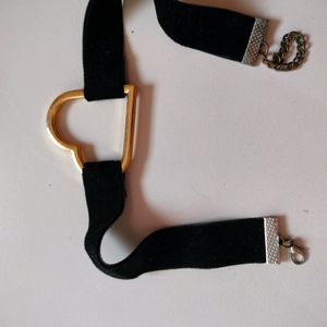 Heart Velvet Choker