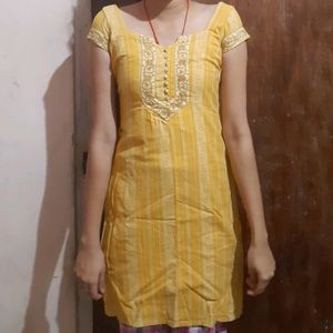 Beautiful Yellow Kurti set