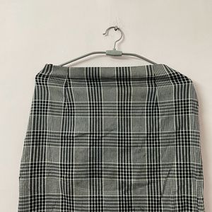 PLAID SKIRT