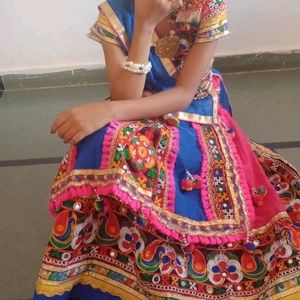 Girl's Chaniya Choli