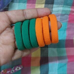 12 colorful rubber bands 2 pairs tic tac pin