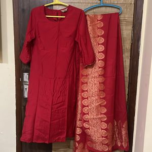 Anouk M Size Red Silk Kurta Set