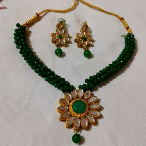 💚 Green Necklace For Mehndi Function & Festival