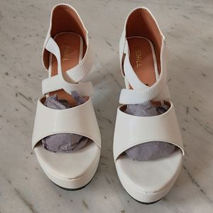 WHITE HEELS , Size :- UK-7 / EURO-40