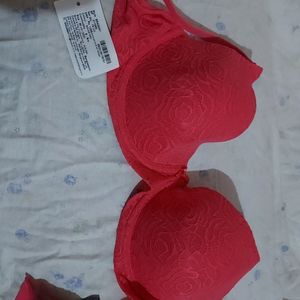 Pritty Bra New With Tag Brand Amante Br