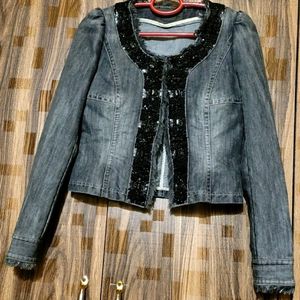 Women Embroidered Beading Cropped Denim Jacket