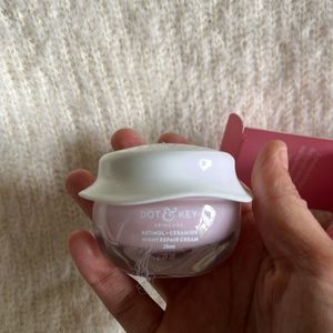 Dot&Key- Retinol+ Ceramide Night Repair Cream