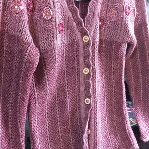 🌷Knitted Cardigan With Flower Detailings 🌷