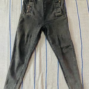 JEANS FOR WOMEN