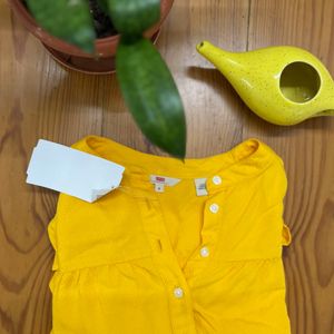 Levi’s 💛Woven Top, Mandarin Collar