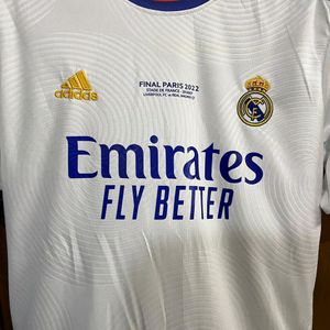 REAL MADRID RETRO UCL 2022 FINAL CHAMPIONS JERSEY