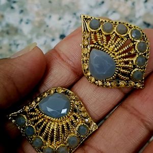 Grey Colour Earring