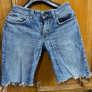 CALVIN KLIEN DENIM SHORTS SIZE 32