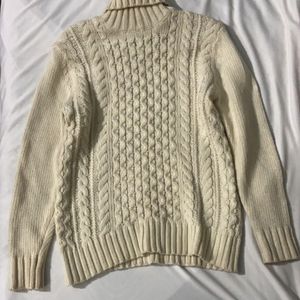 Off White Thick Sweater For Winter