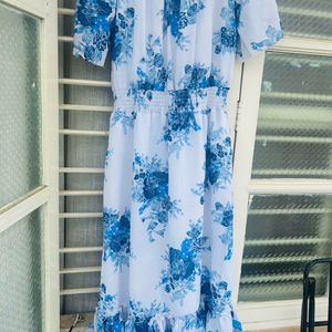 Beautiful Floral Beach Dress With Blue Flowers 🪻