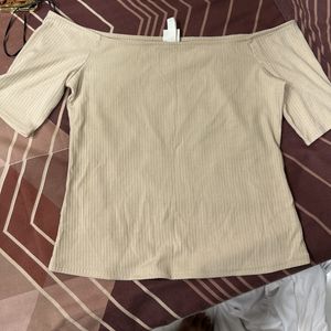 H&M Bot Neck Top, Perfect For Outing