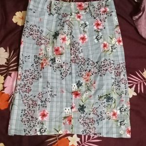 Floral Printed Midi Pencil Skirt With Belt Straps