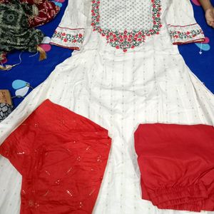 Beautiful Dubby Cotton Kurta Set