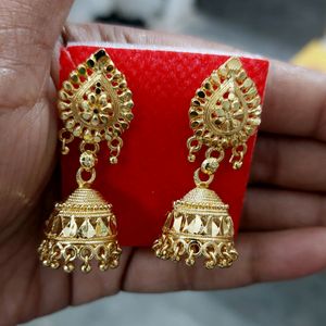 Golden Jhumka