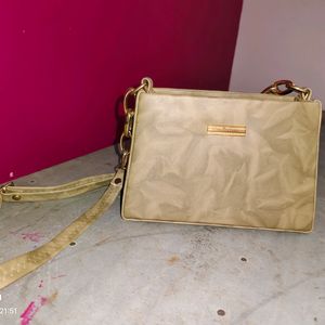 New One Trendy Slingbag