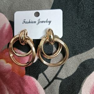 4 Pair Earrings