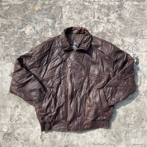 DARK BROWN LEATHER JACKET