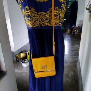 Gown & Bag 👜 Only 156rs