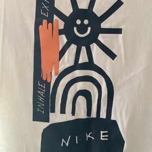 Nike T shirt