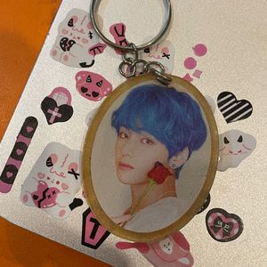 BTS TAEHYUNG/V KEYCHAIN