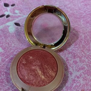 Milani Blush With Bluser