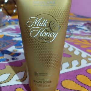 Oriflame Milk & Honey Gold Smoothing Sugar Scrub