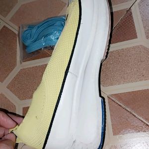 Very Good Quality Shoe Branded