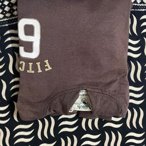 Brown Colour Sweatshirt With Hoodie