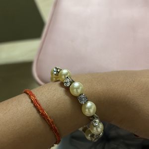 Pearls And Stone Bracelet