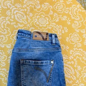 Straight Jeans By van heusen